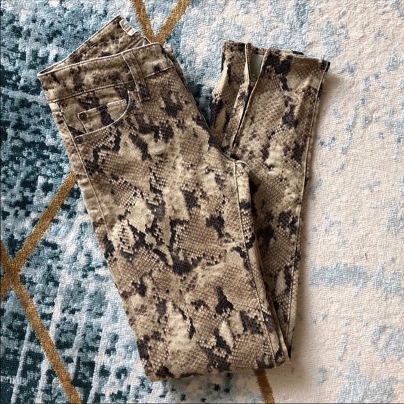 RALPH LAUREN SKINNY ANIMAL SNEAK PRINT JEANS - Picture 2 of 7